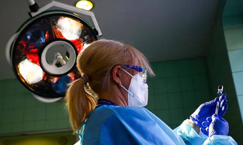 Read more about the article Szczepionka Moderny. Aktualizacja ulotki